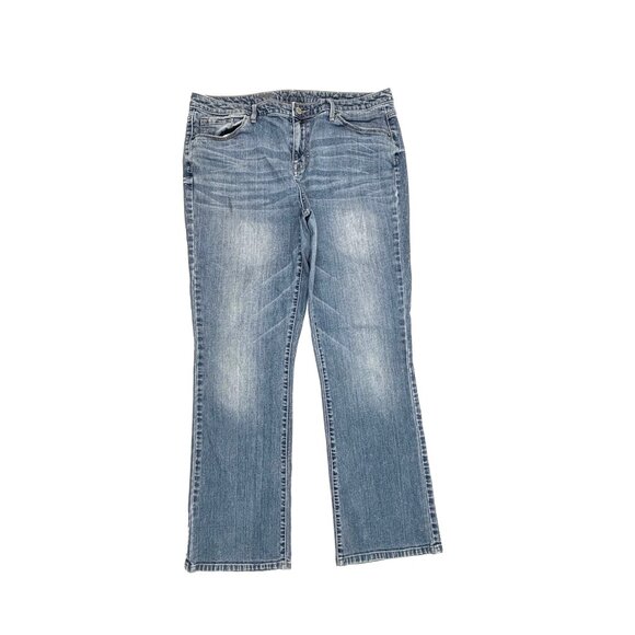 Mossimo Mid Rise Curvy Bootcut Women's size 14 Medium Wash Blue Denim Jeans - Picture 1 of 3